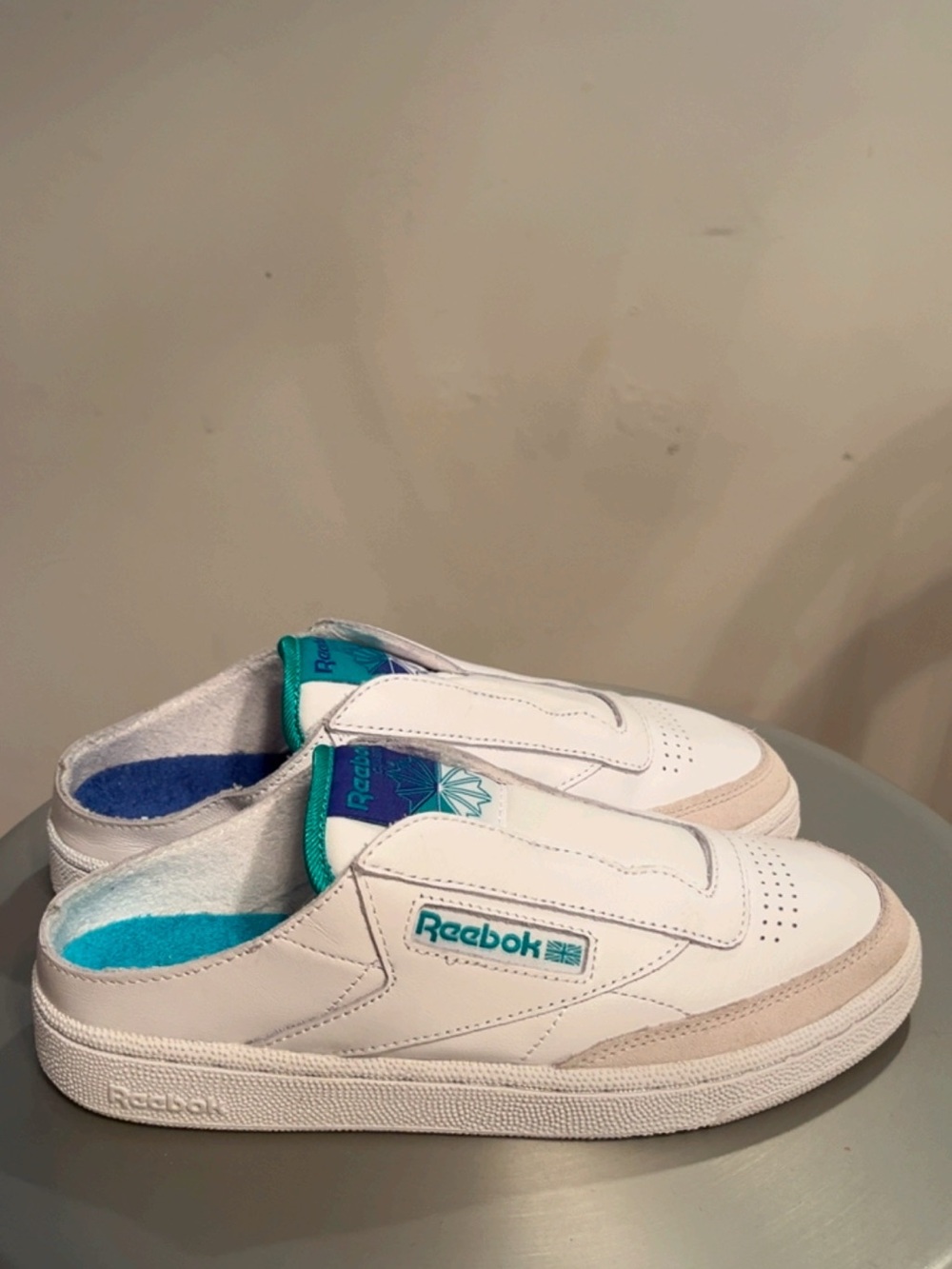Reebok Classic Club C Mule Slip-On White Leather Sneakers Women’s Size 8 EU 38.5